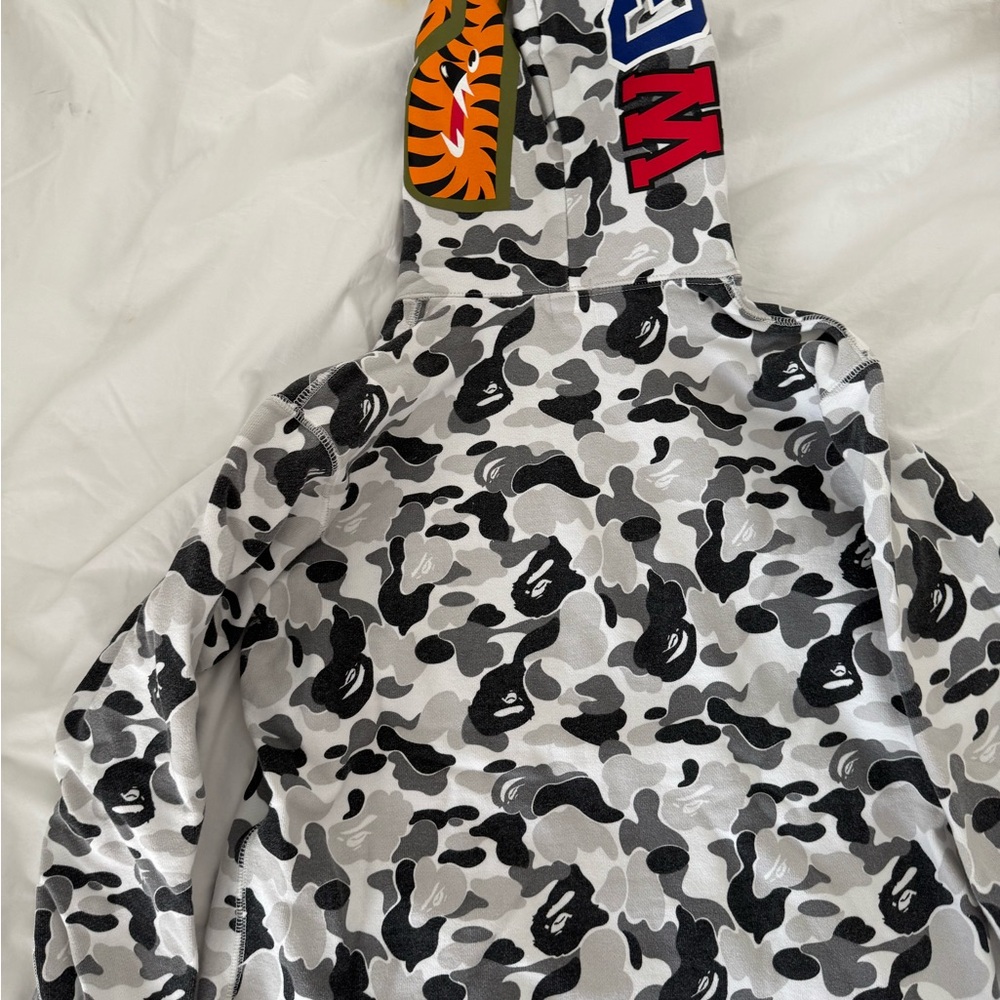 Kids Bathing Ape Camouflage Hoodie - Picture 3 of 4